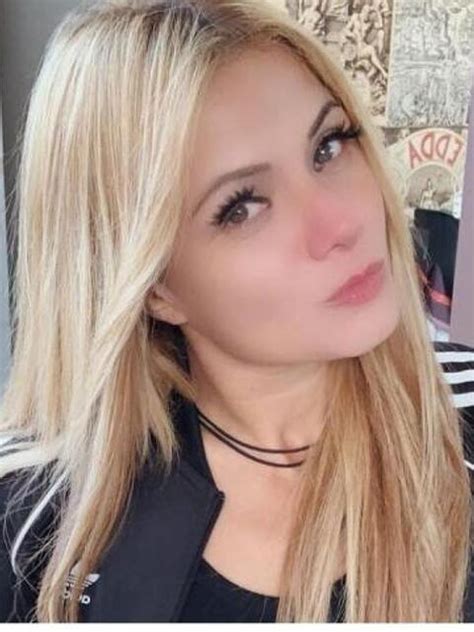 bacheca incontri donna cerca uomo verona|Escort Verona, Donna Cerca Uomo Verona